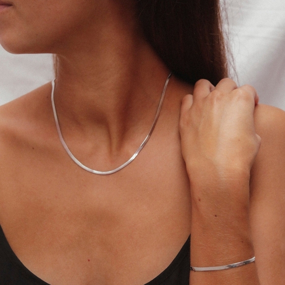 American Resale Jewelry - 18" Sterling Silver .925 Magic Herringbone Chain-ITALY- LOWEST PRICE IN USA 2MM